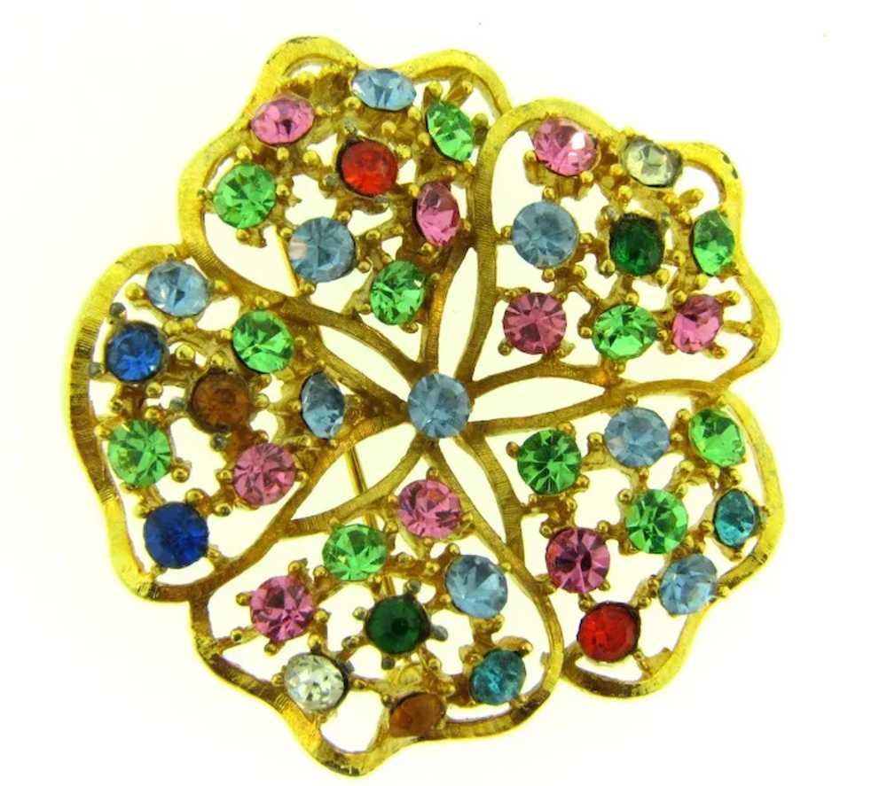 Signed Lisner flower Brooch with colorful rhinest… - image 4