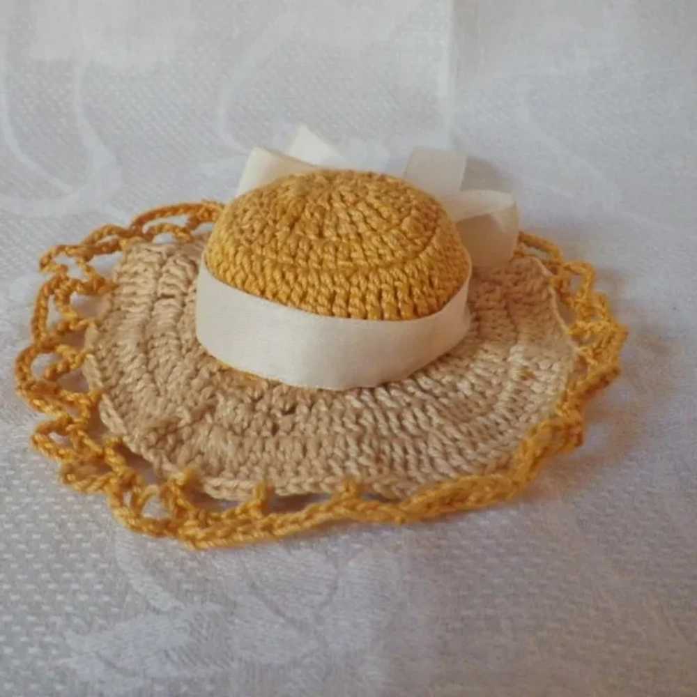 Vintage Hand Crocheted Sun Hat Pin & Needle Cushi… - image 3