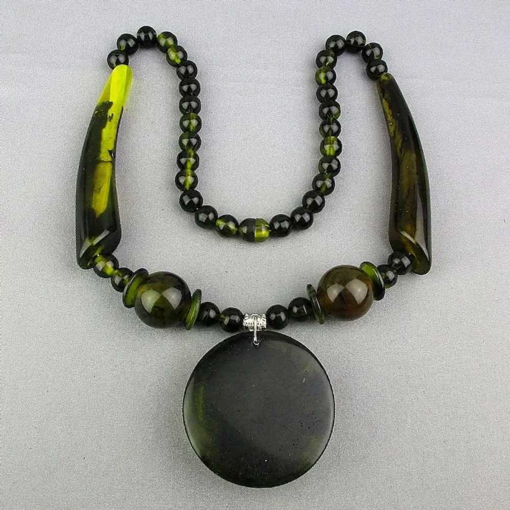 Big Bold Lucite Necklace Faux Horn Beads - image 3