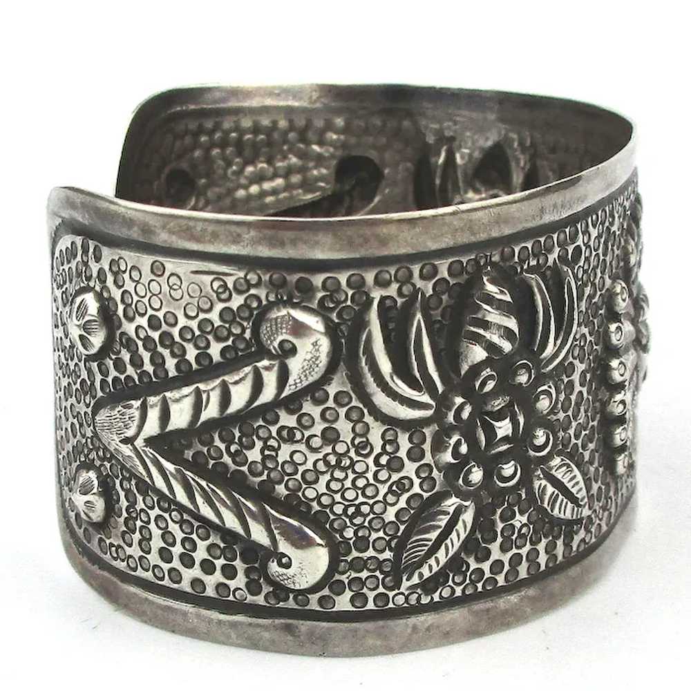 Early MACIEL Mexico 900 / 1000 Silver Mayan Cuff … - image 3