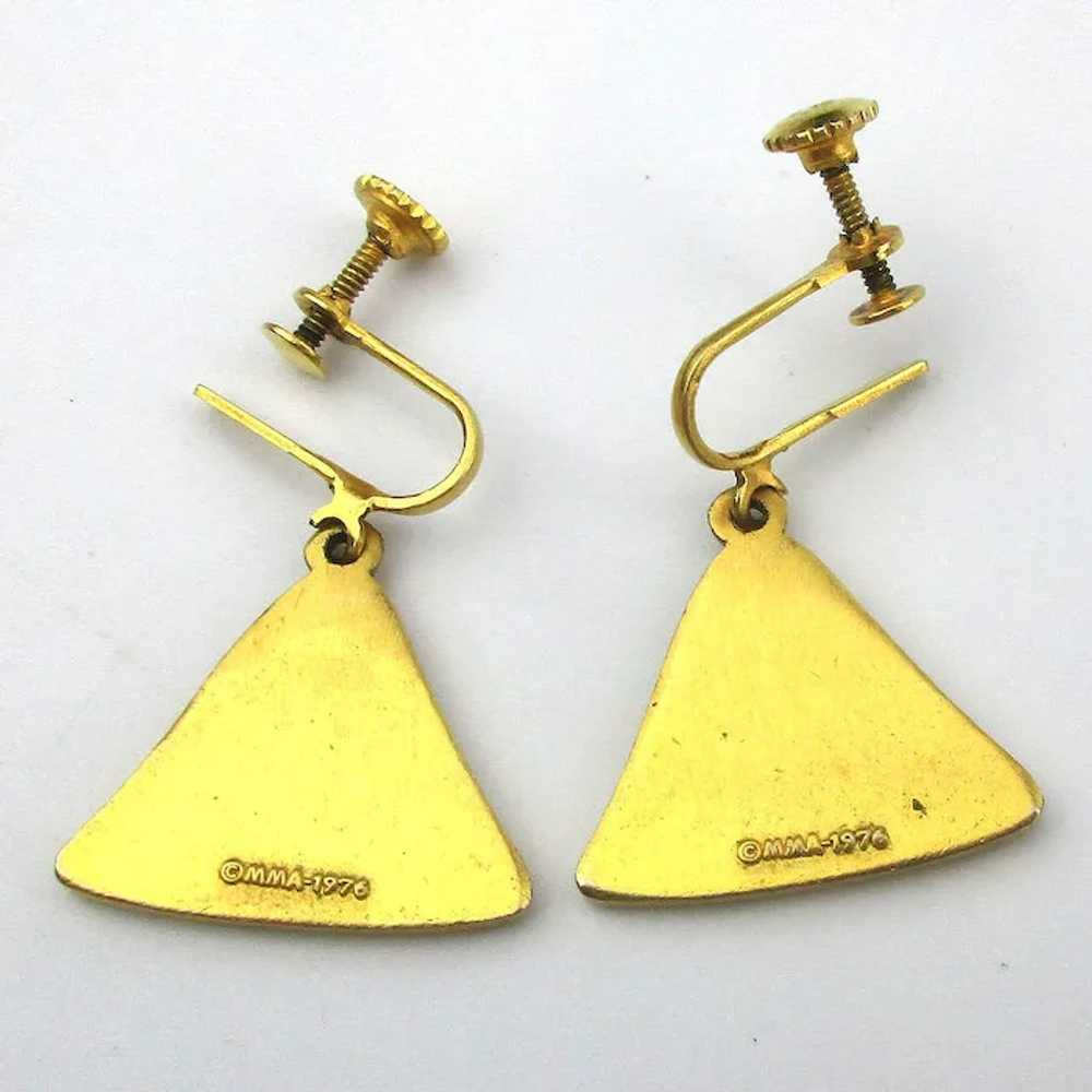 1976 MMA Museum Egyptian Goldplate Earrings - Kin… - image 2