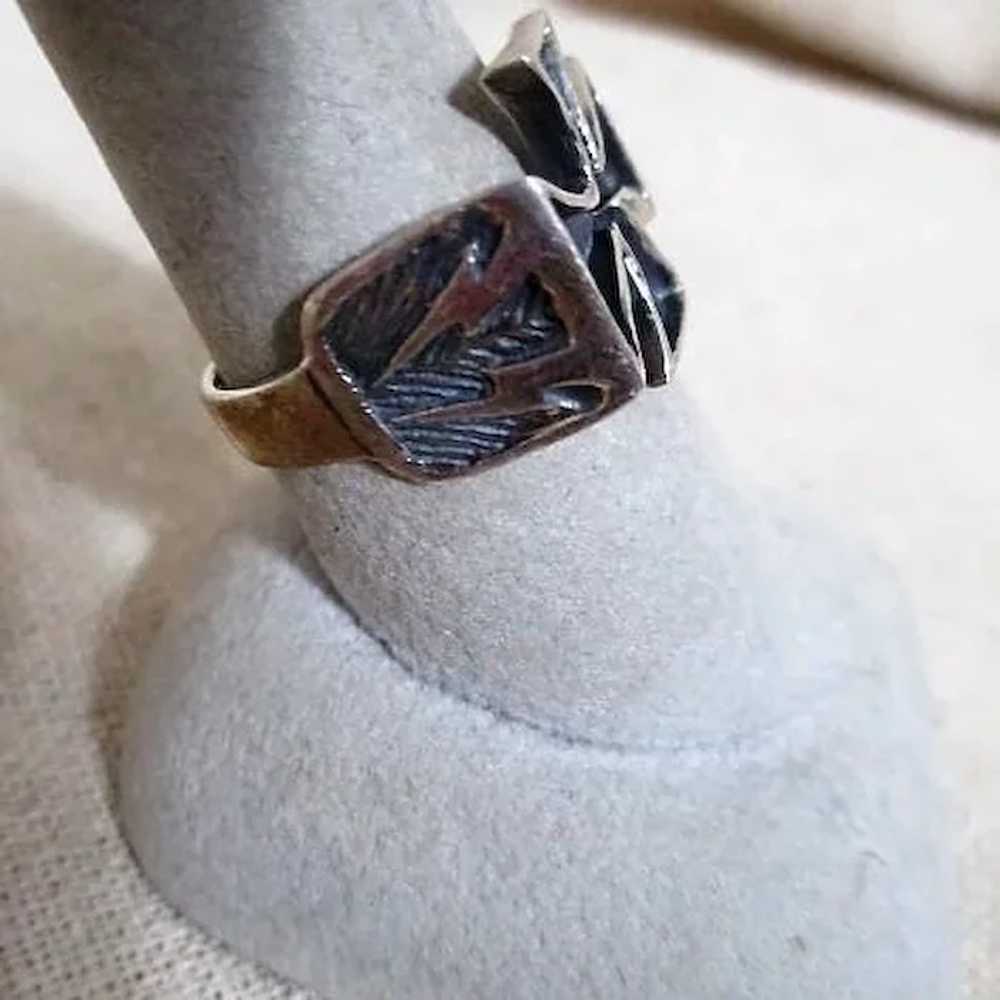 Sterling Silver Ring with Maltese Cross and Light… - image 2