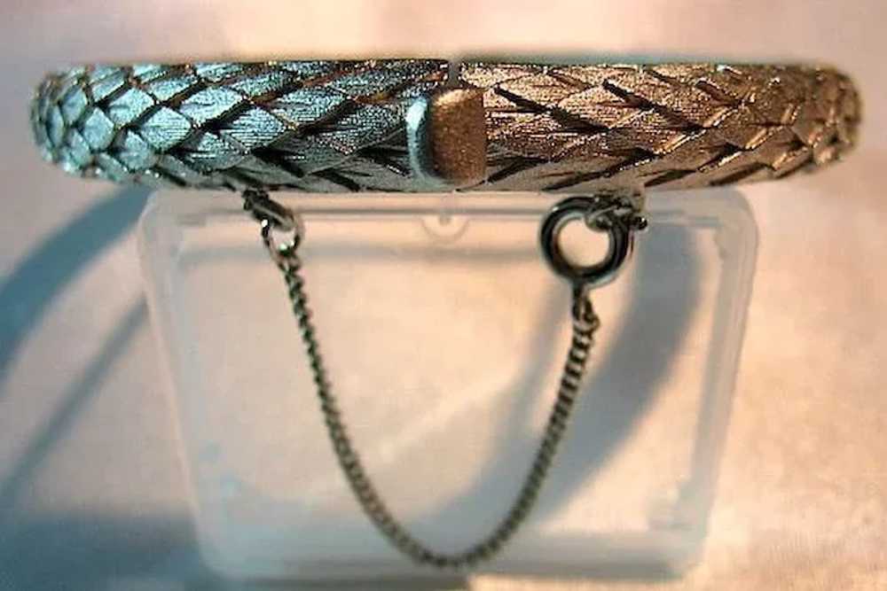 Signed Vintage Trifari Bracelet Exquisite - image 2