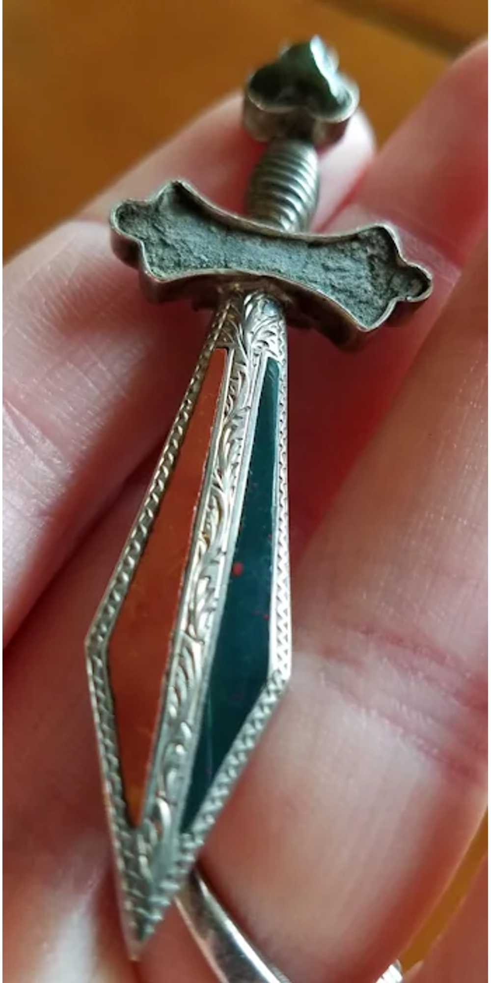 Victorian Scottish Agate Sword or Dagger Brooch - image 5