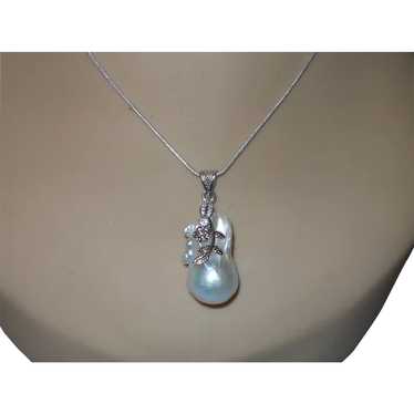 Cultured Baroque Pearl Pendant in Sterling Silver 