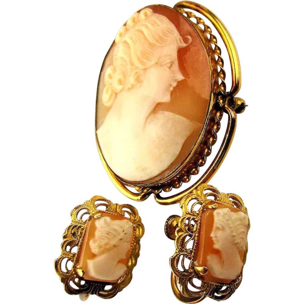 Vintage Carved Shell Cameo Pin w/ Earrings Set - … - image 1