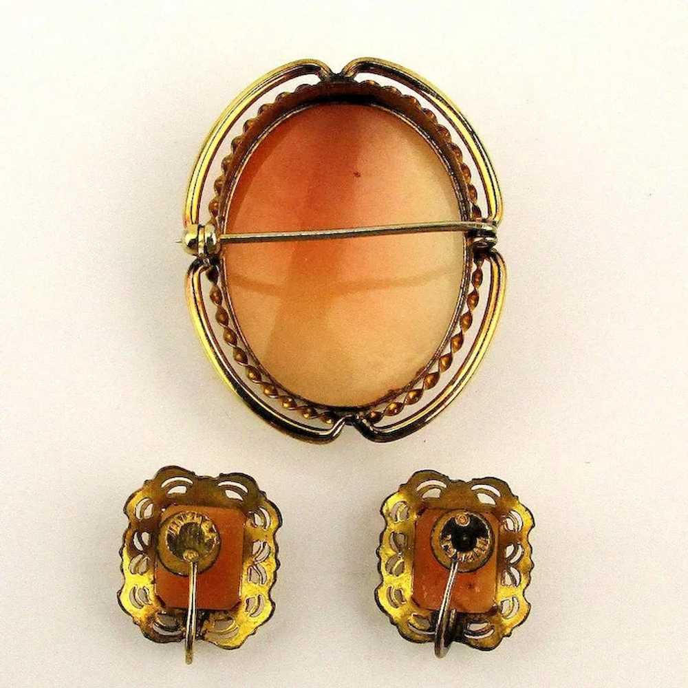 Vintage Carved Shell Cameo Pin w/ Earrings Set - … - image 5