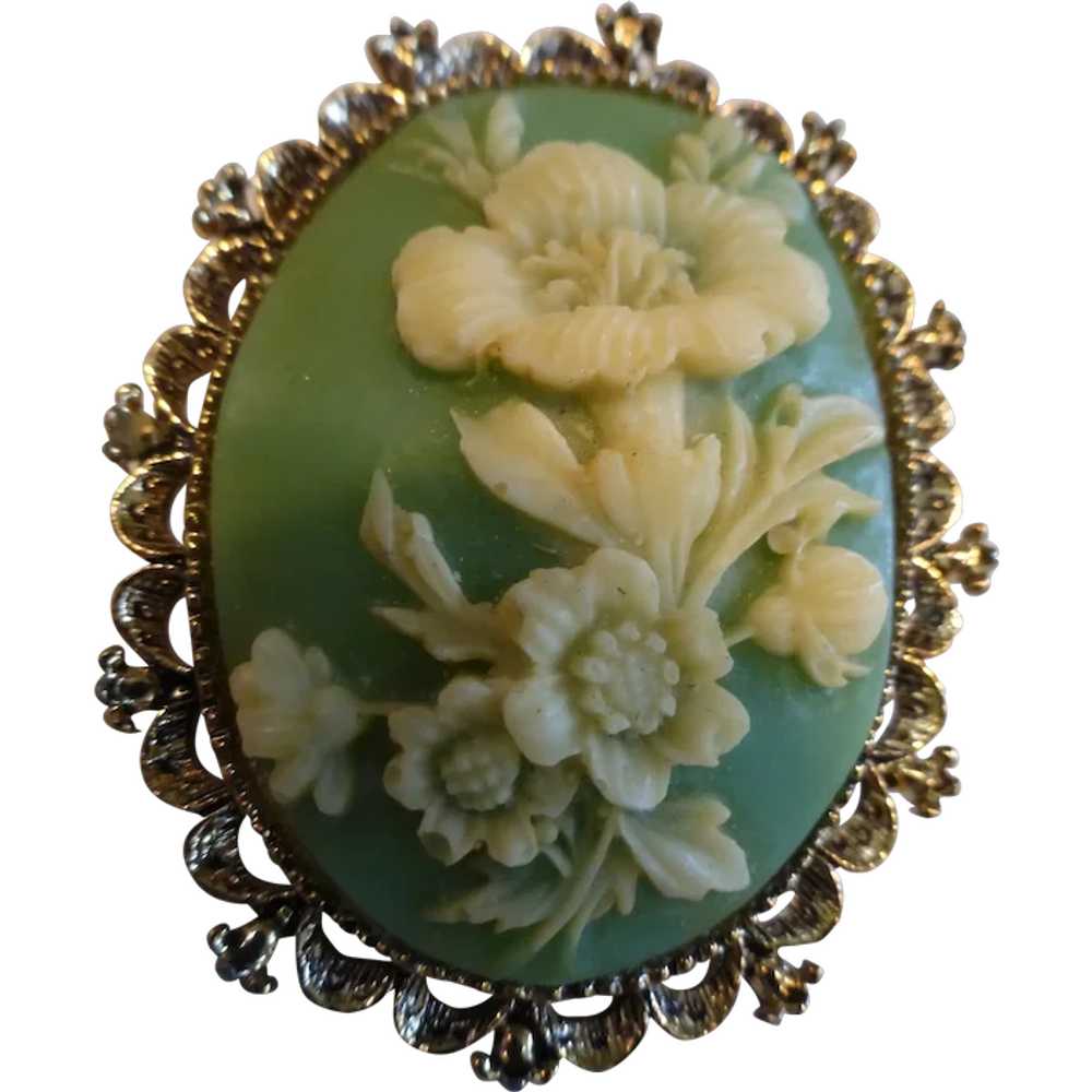 Vintage Floral Cameo Brooch Pendant Signed GERRY’S - image 1