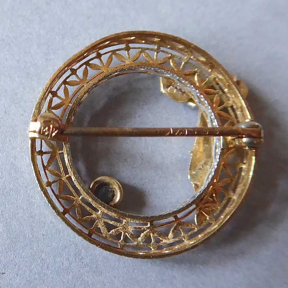14k Art Deco Filigree Circle Pin w Bow & Sapphire - image 6