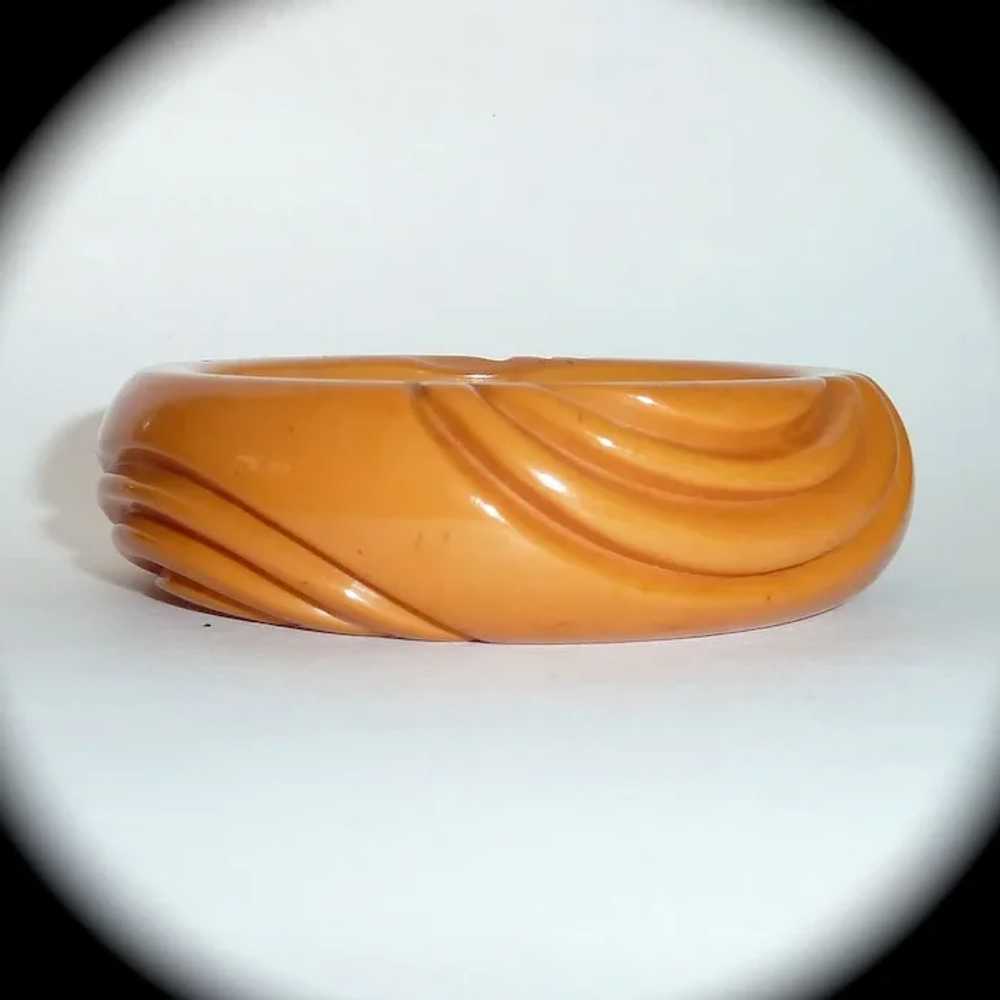 Chunky Deep Carved Butterscotch Bakelite Bangle B… - image 9