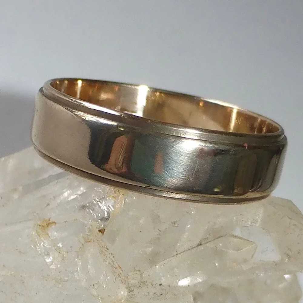 14k Yellow Gold Band Ring - image 3