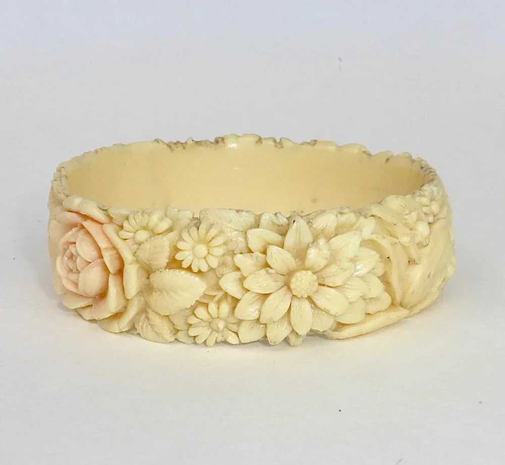 Art Deco Molded Celluloid Floral Bangle Bracelet - image 8