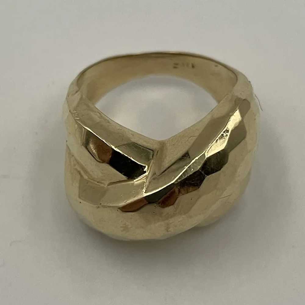 14k Hand Hammered Look Statement Ring - image 3