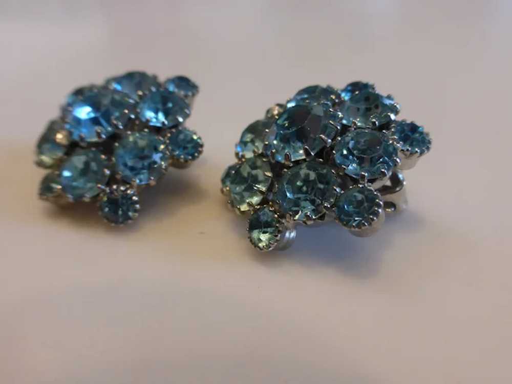 WEISS Signed Sky Blue Crystal Rhinestone Cluster … - image 3