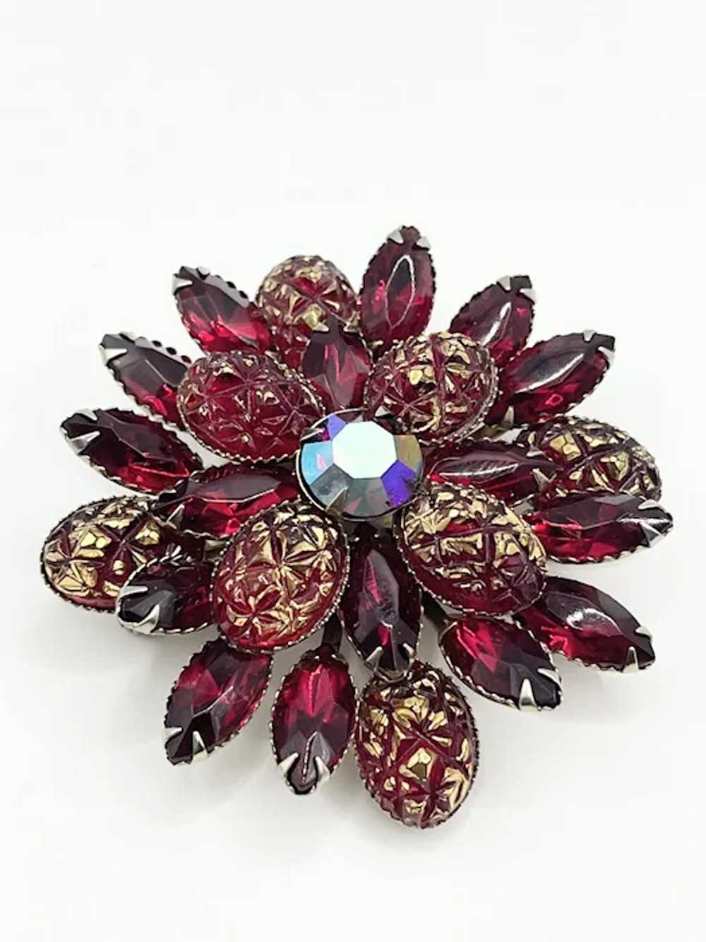 Vintage red rhinestone flower brooch pin - image 4