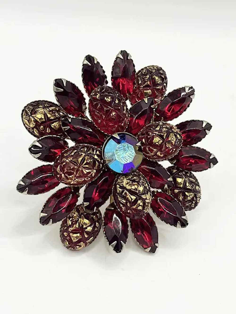 Vintage red rhinestone flower brooch pin - image 6