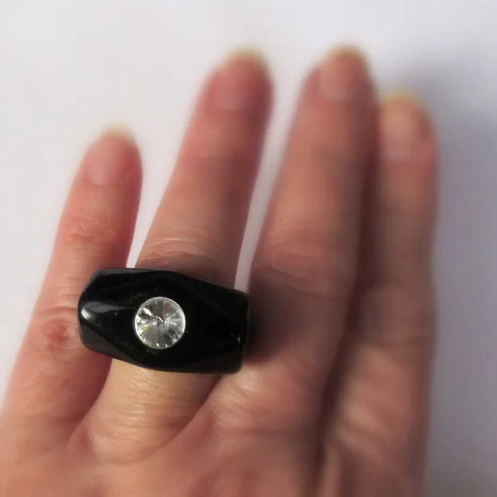 Vintage Lucite Rhinestone Ring, Rivoli, Black 60'… - image 5