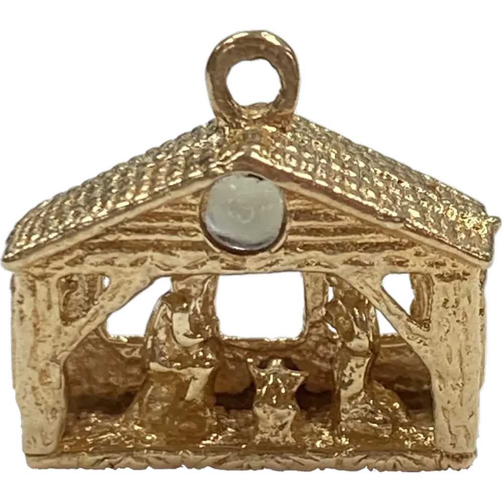 Holy Birth Manger Scene Vintage Charm 14K Gold Th… - image 1