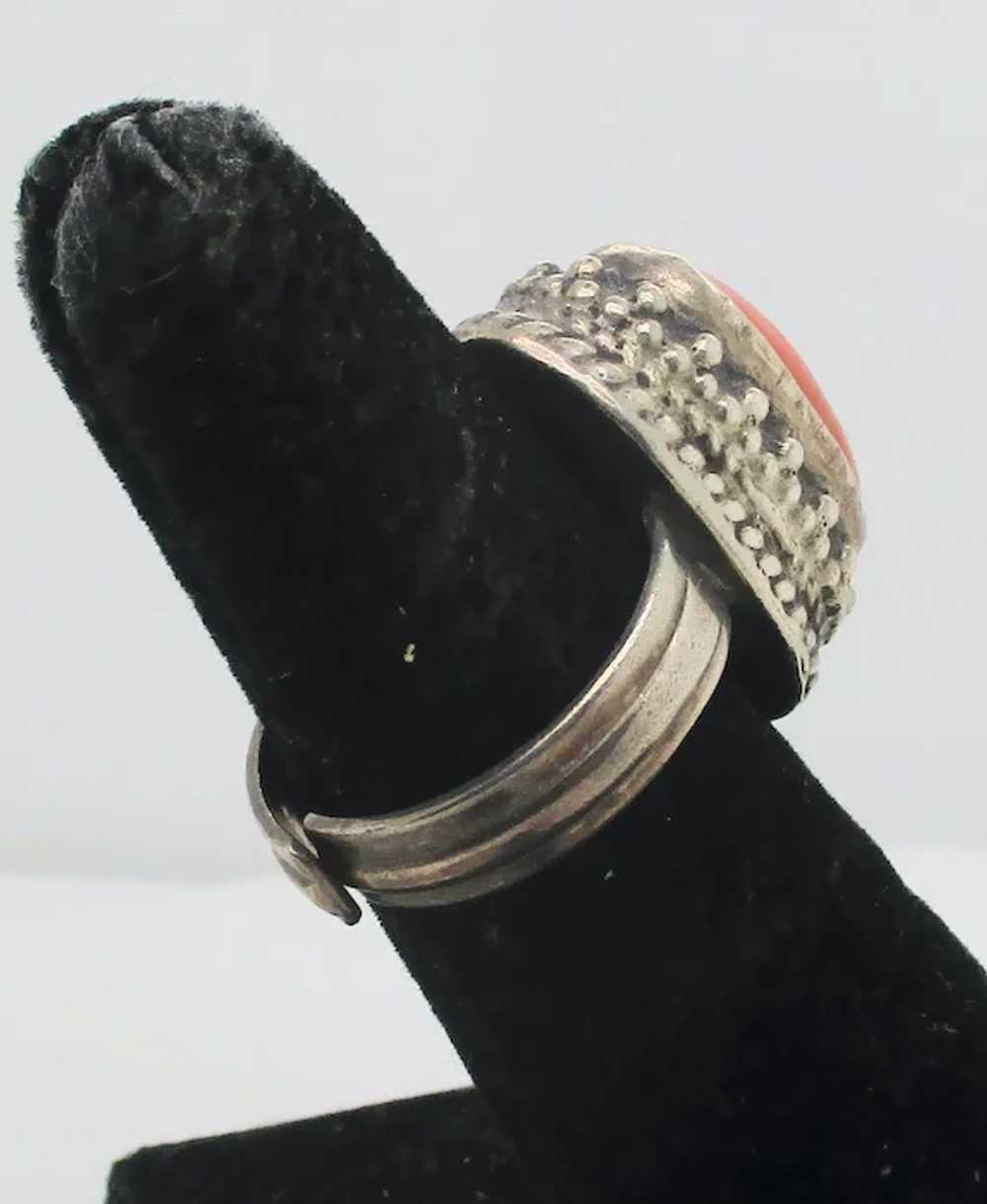 Coral Cabochon Silver Chinese Ring 1950s. - image 5