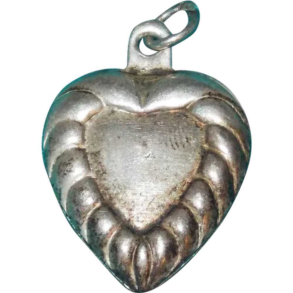 Gorgeous STERLING PUFFY HEART Vintage Charm - image 1