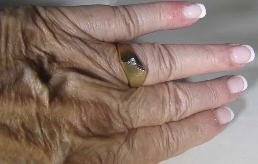 10 Karat Yellow Gold Modernist Diamond Ring - image 12