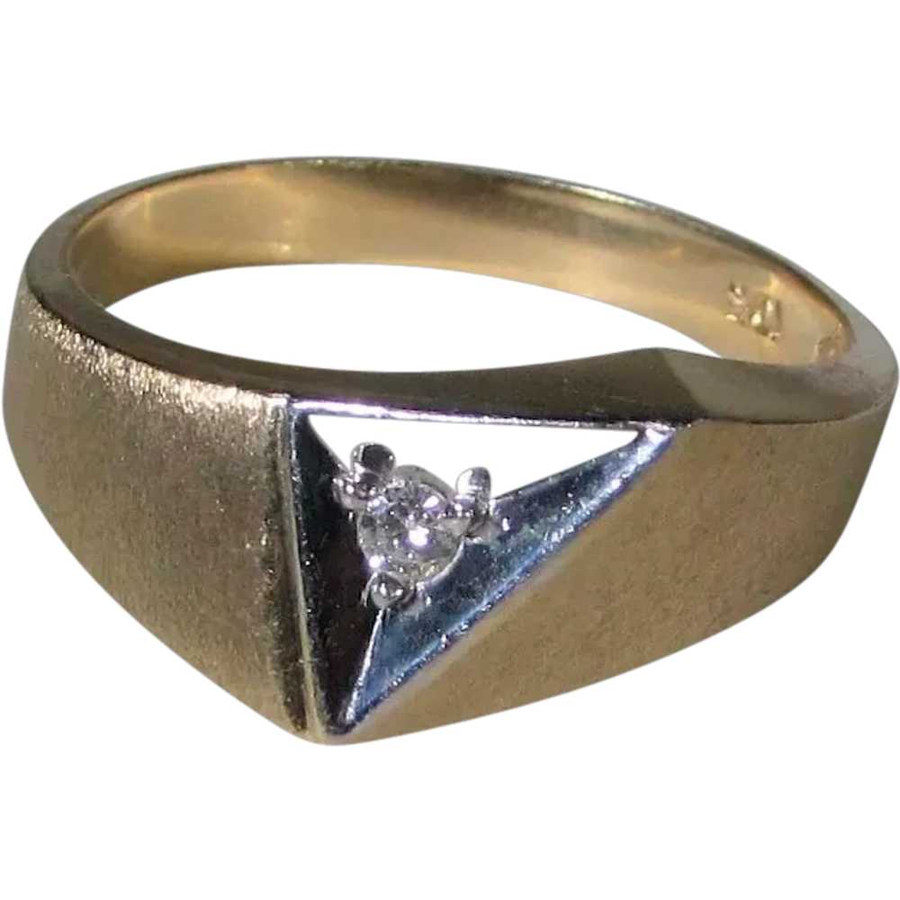 10 Karat Yellow Gold Modernist Diamond Ring - image 1