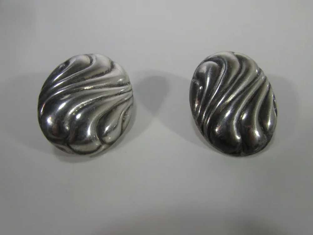 Sterling Silver Puffed Pierced Earrings - image 6