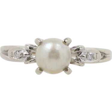 Vintage 14K White Gold Pearl Diamond Ring - image 1