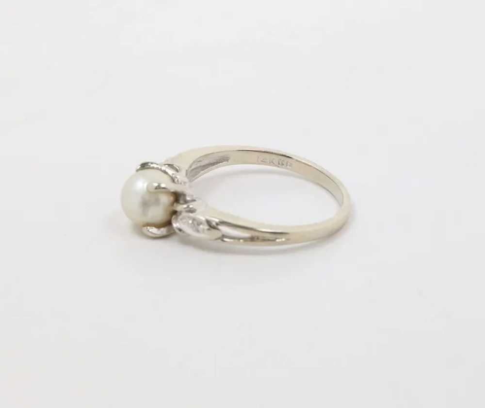 Vintage 14K White Gold Pearl Diamond Ring - image 3