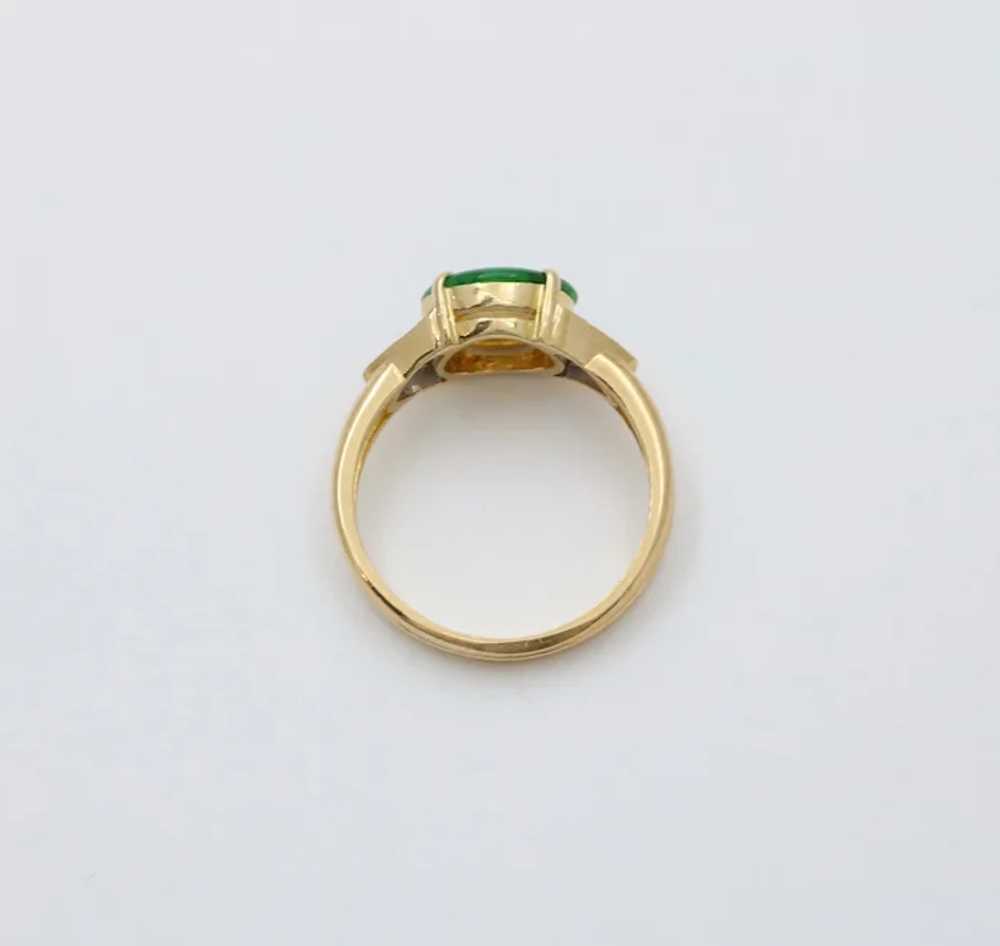 Vintage 18K Gold Green Aventurine and Diamond Ring - image 8