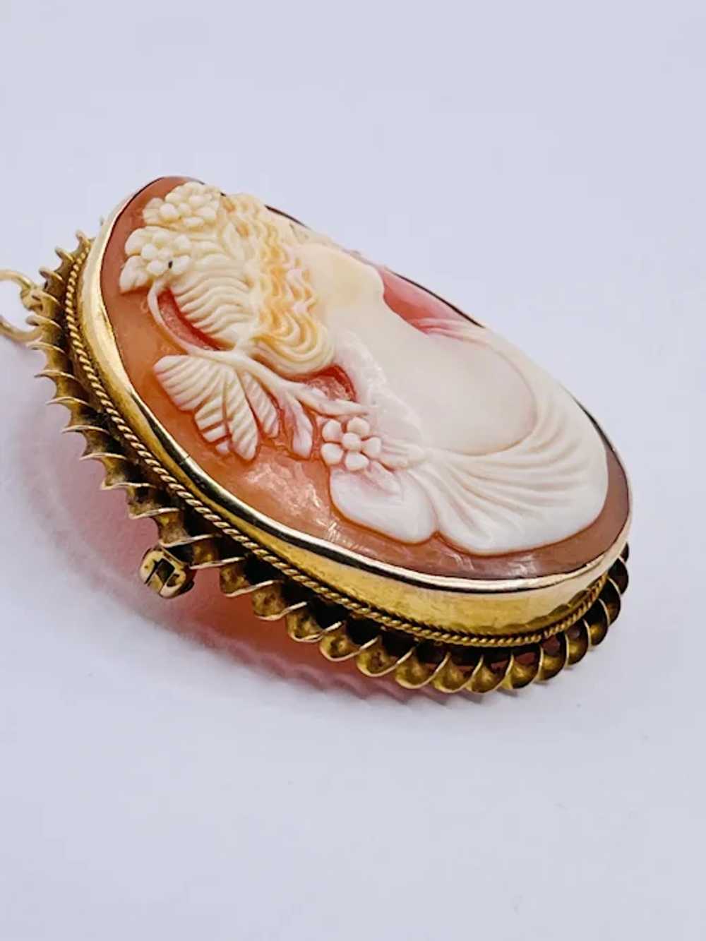 10K Yellow Gold Carved Shell Cameo Greek Goddess … - image 2