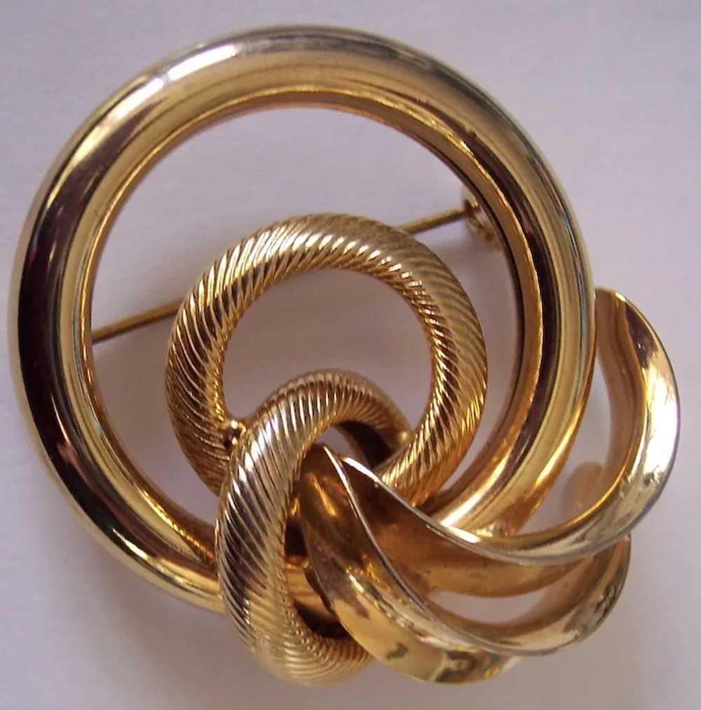 Gold tone Retro Style Circles & Swirl Brooch - image 2