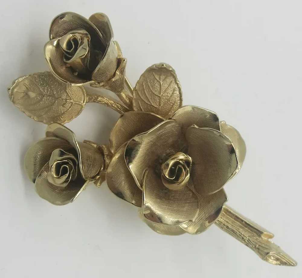 Lovely Coro Roses Flowers Brooch Gold tone - image 4