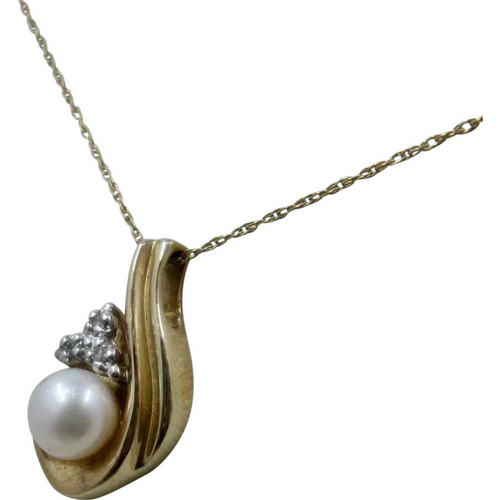 10K YG Pearl w Diamonds Necklace 19" Chain - image 1