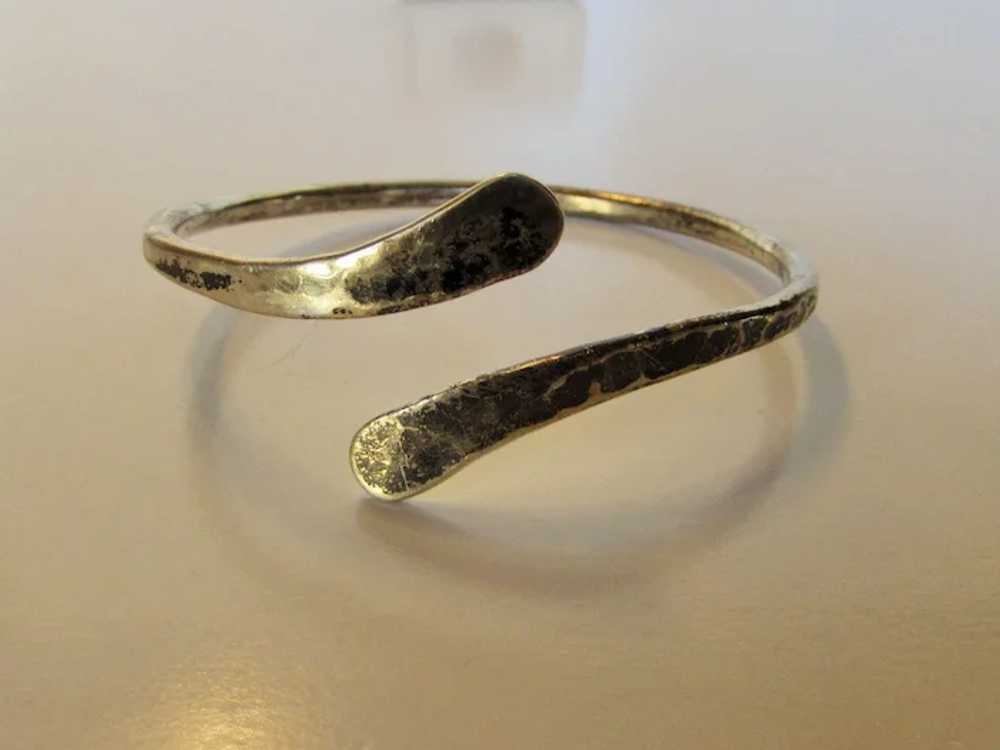 Sterling Silver Hammered and Oxidized Rigid Brace… - image 2
