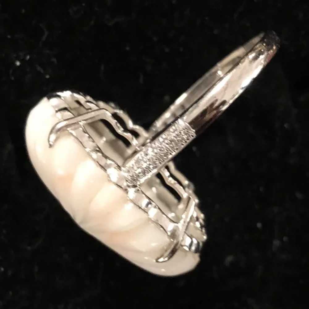 Gorgeous 18K White Gold Diamond Carved Angel Skin… - image 8