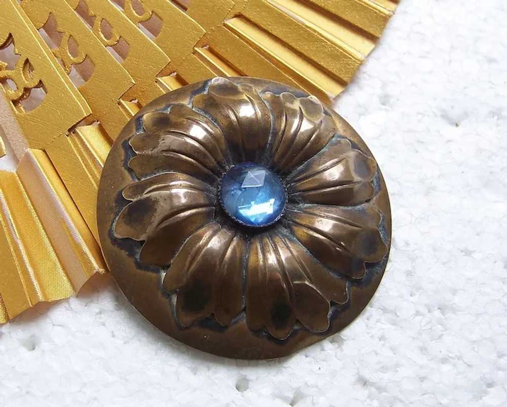 Art Nouveau brooch moulded brass flower shape - image 8