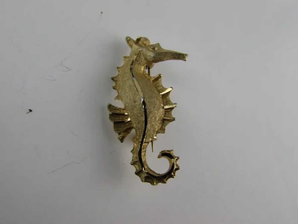 Gold Tone Seahorse Pin - image 5