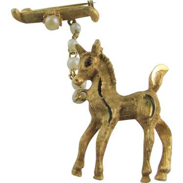 Vintage Gold Tone Pony Two Part Pin With Faux Pea… - image 1