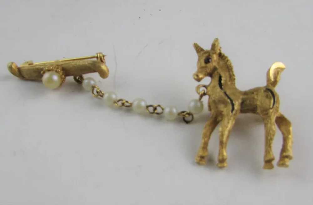 Vintage Gold Tone Pony Two Part Pin With Faux Pea… - image 5