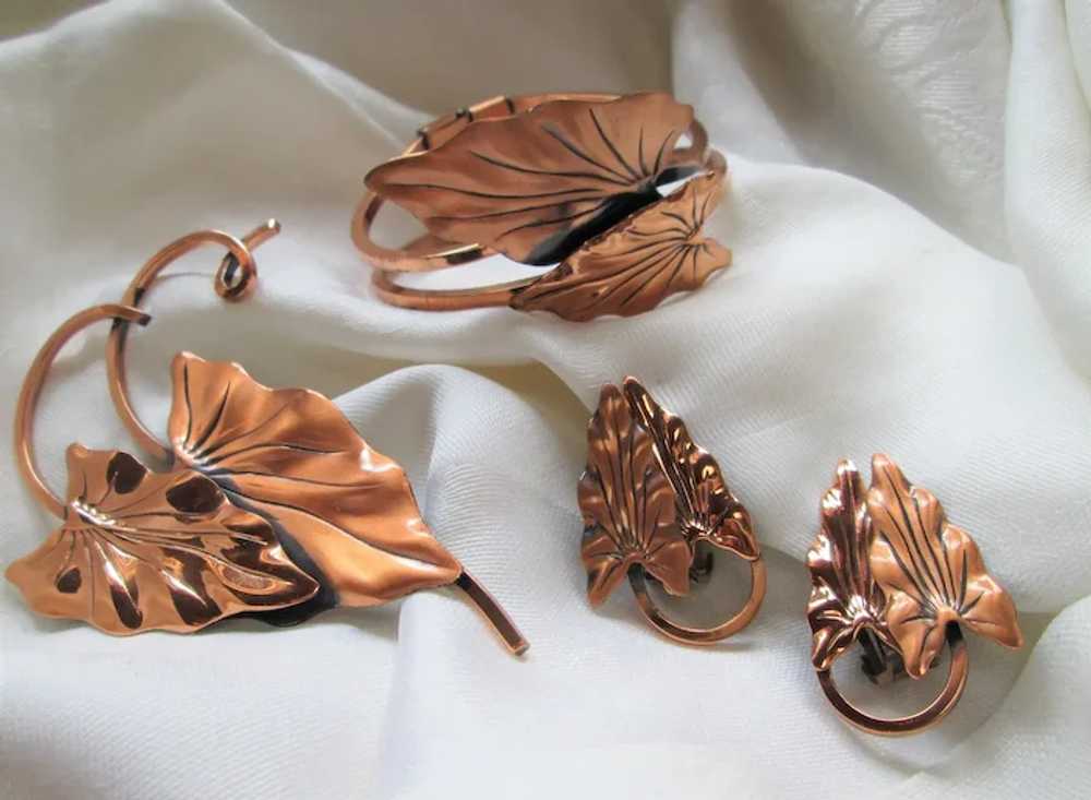 Renoir Copper "Hawaii" Bracelet, Brooch and Earri… - image 2