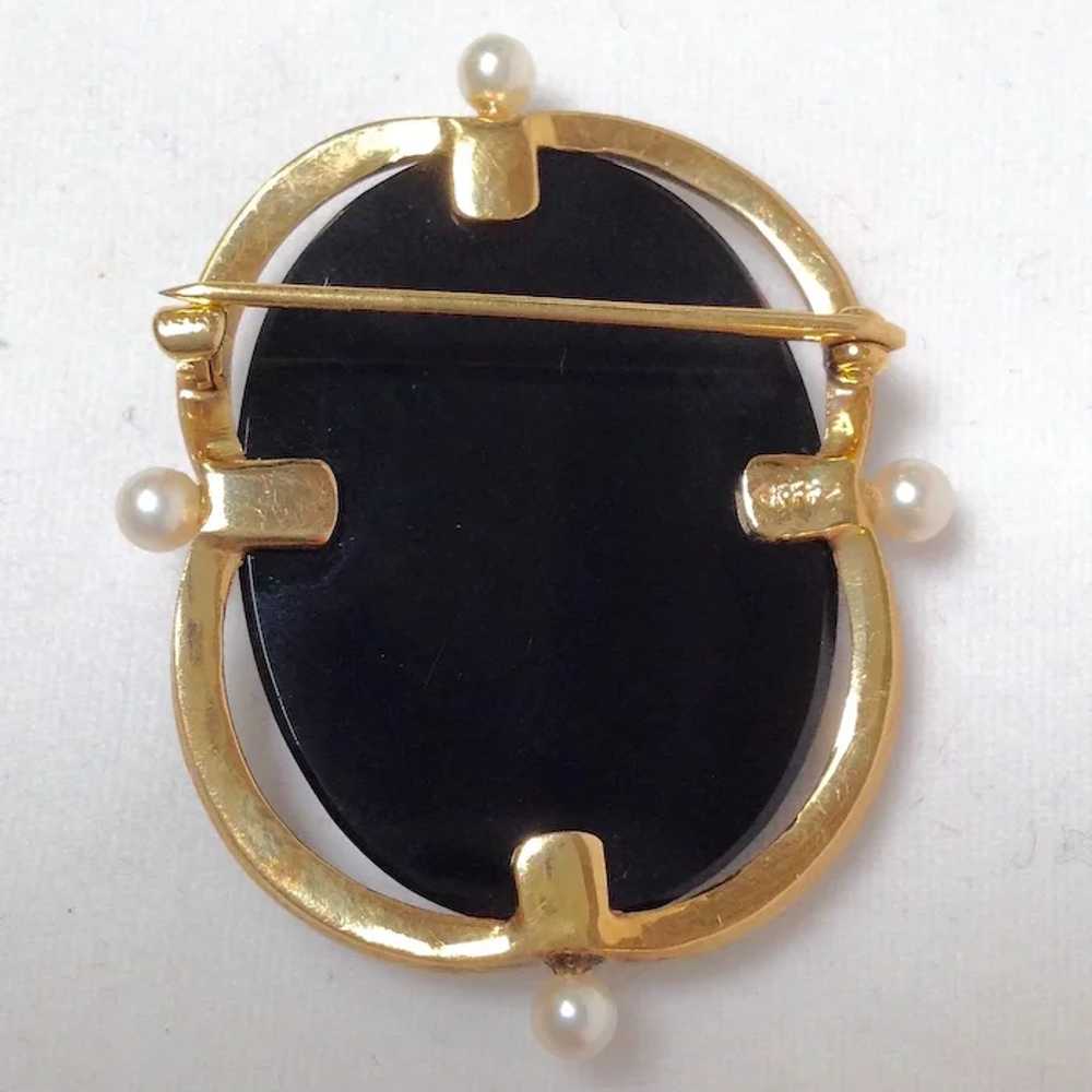 Hardstone Cameo 14k Gold And Pearl Brooch - image 8