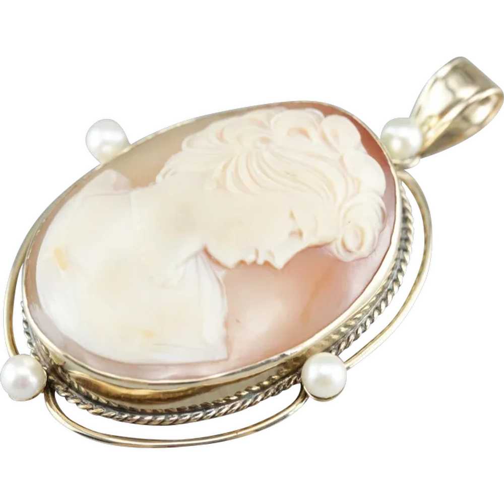 Vintage Cameo and Cultured Pearl Pendant - image 1