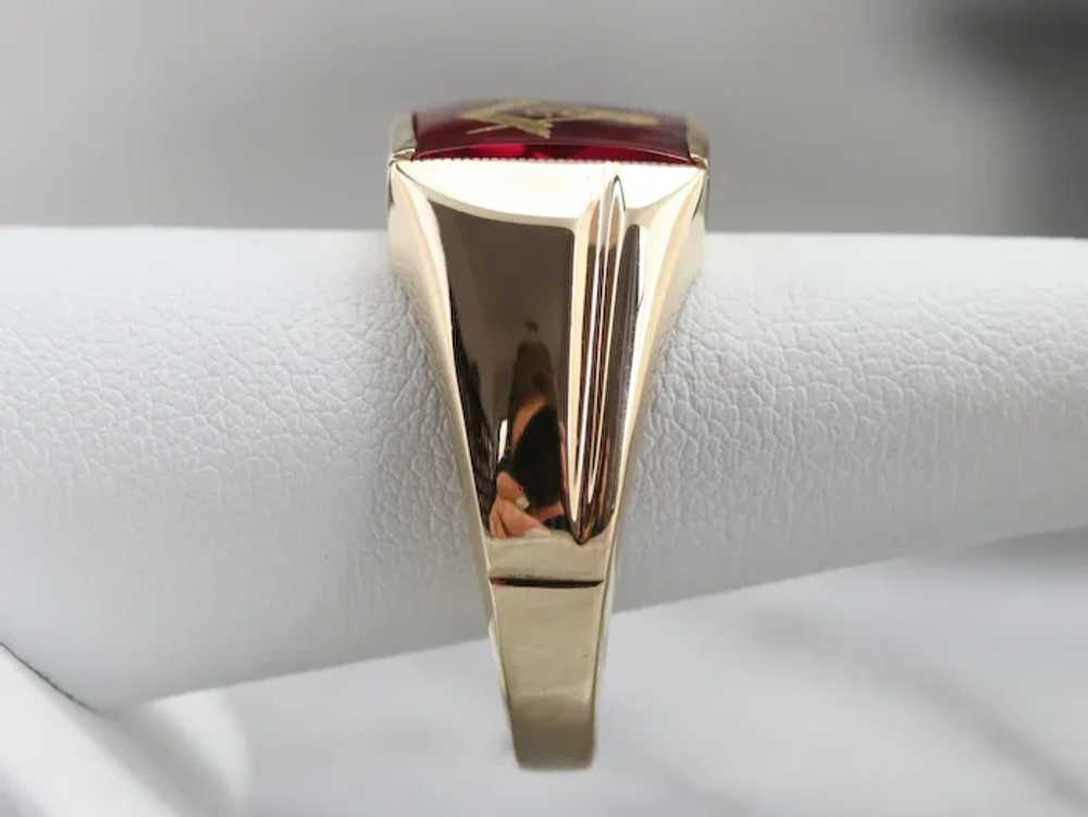 Retro Men's Ruby Red Glass Masonic Ring - image 8