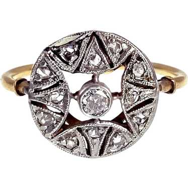 Art Deco 18K & Diamond Ring - image 1