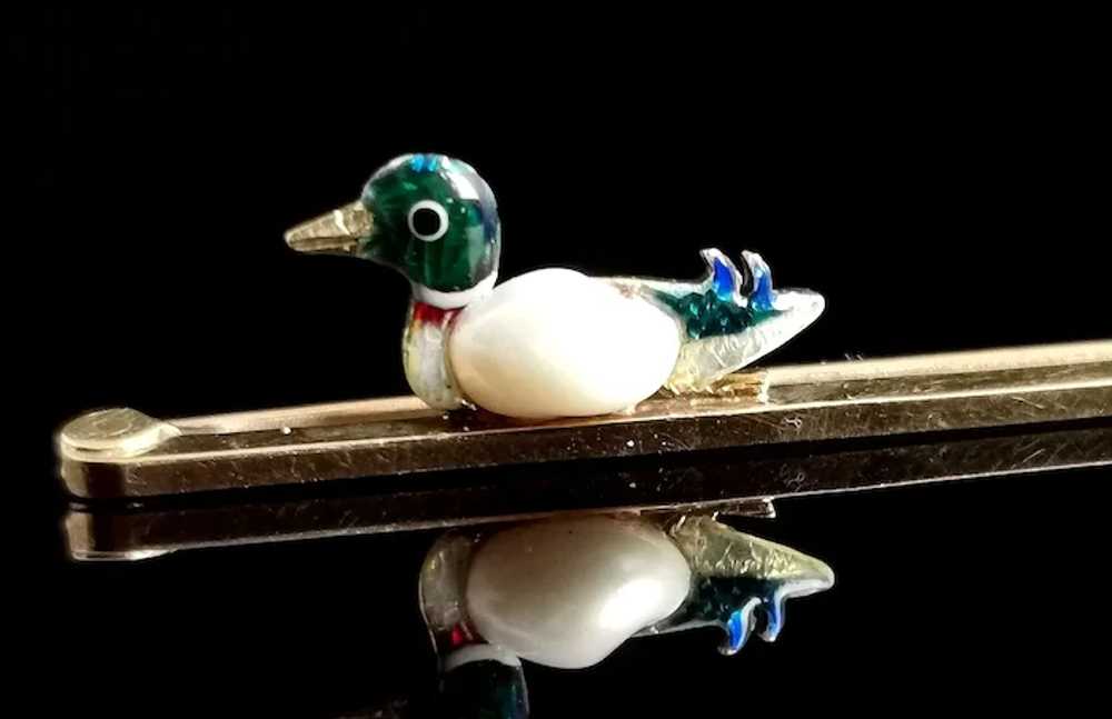 Antique 15k gold Duck brooch, Enamel and Baroque … - image 4