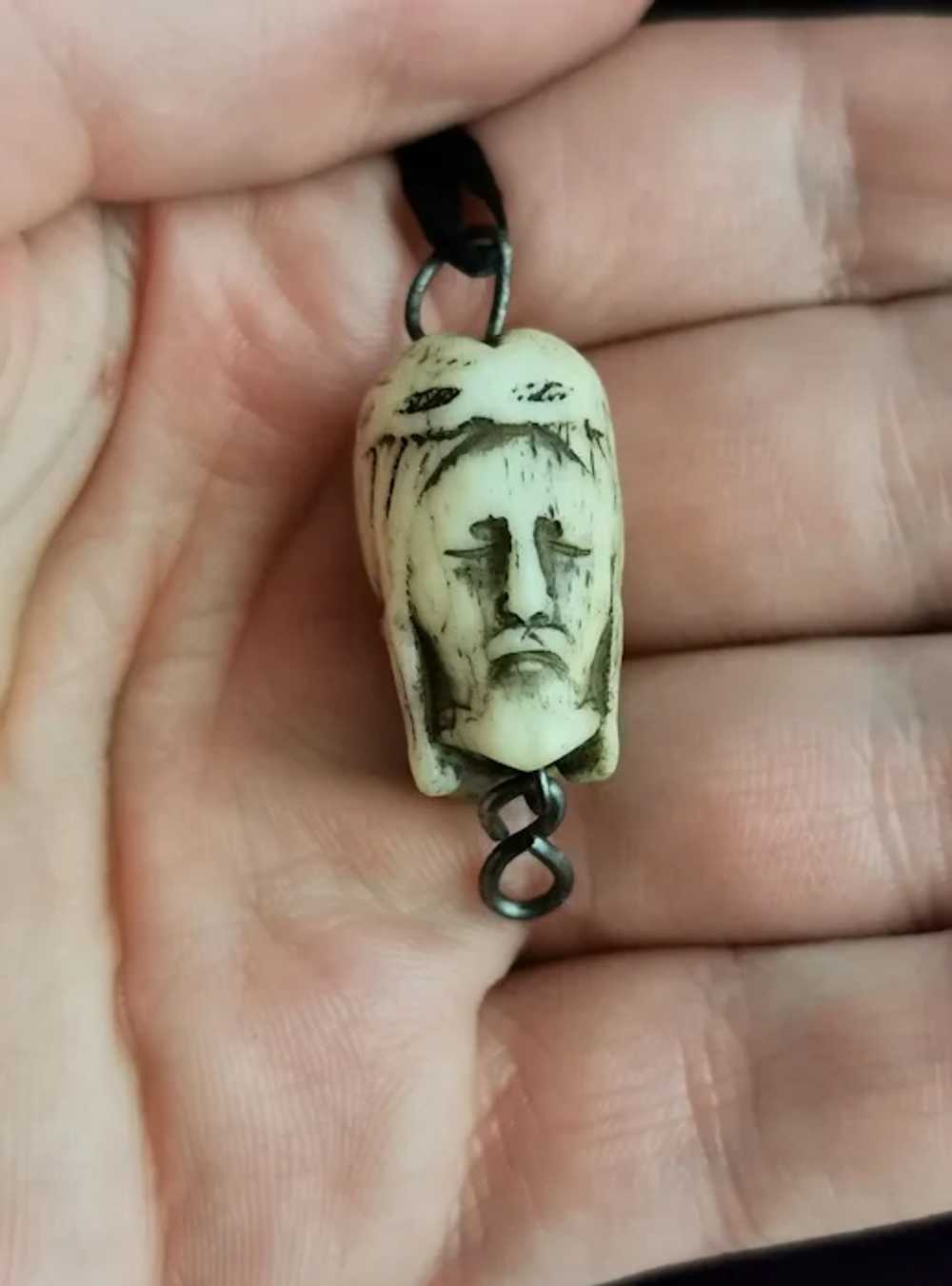 Rare Georgian Memento Mori pendant, Skull and Jes… - image 7