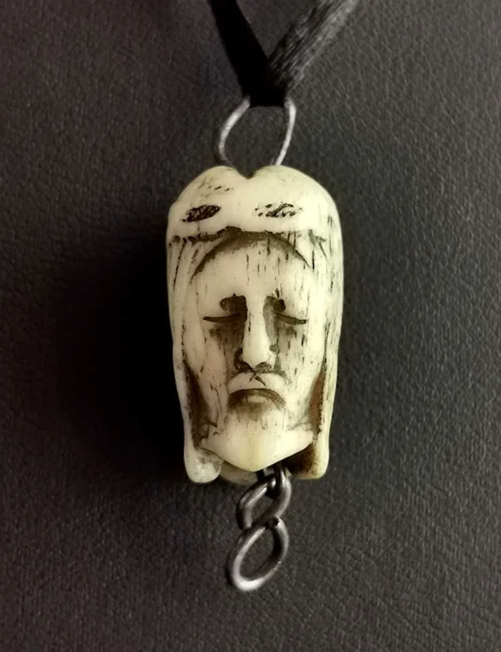 Rare Georgian Memento Mori pendant, Skull and Jes… - image 8