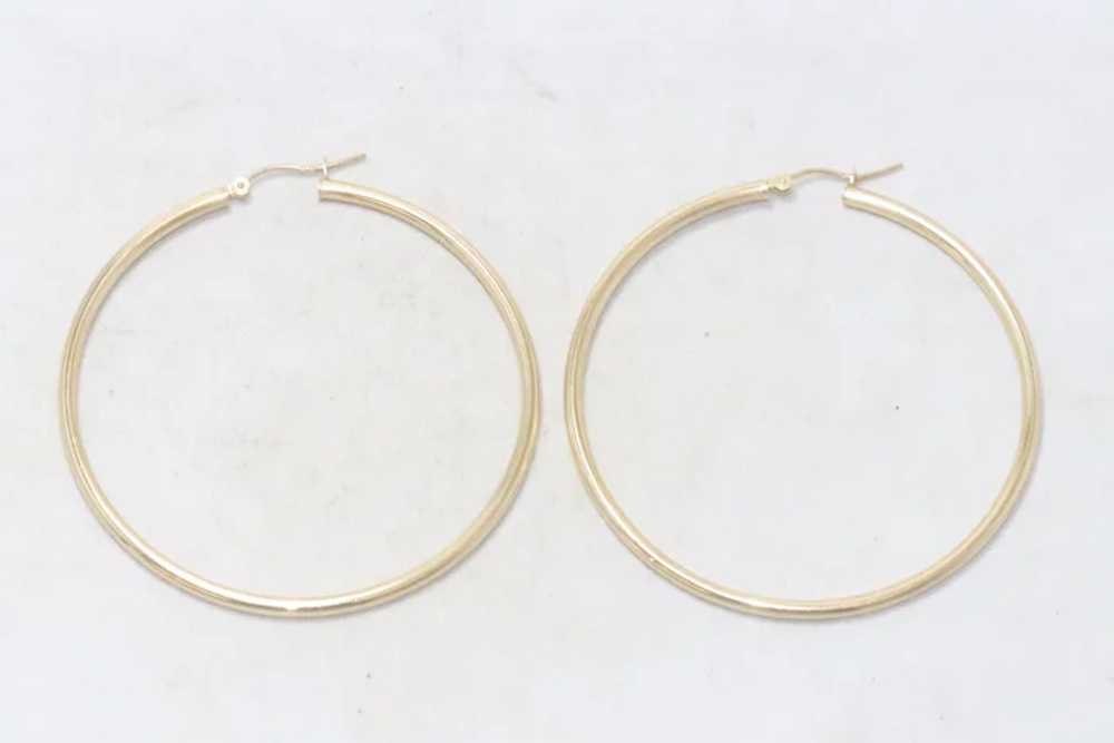 Vintage 14K Yellow Gold Puffy Hoop Earrings - image 3