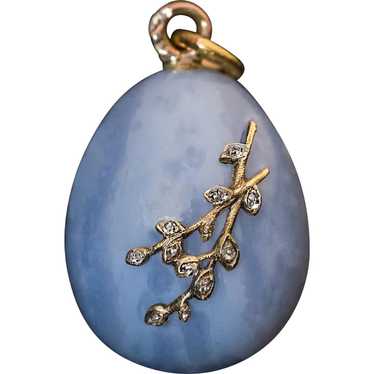 Antique Art Nouveau Russian Chalcedony Egg Pendant